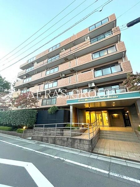ライオンズマンション千川駅前外観写真