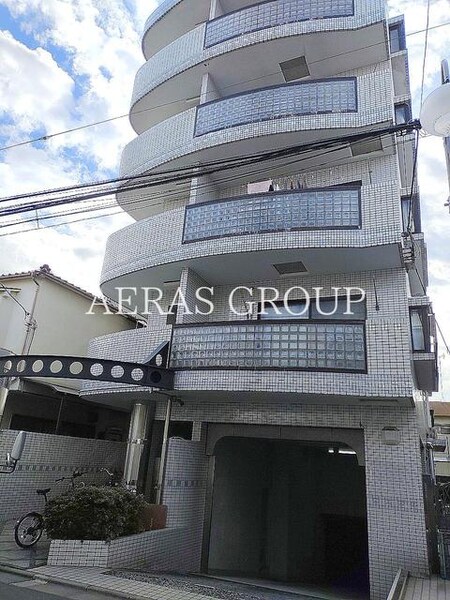 渡辺第8マンション外観写真