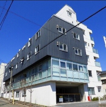 アパートメンツ不動前の物件外観写真