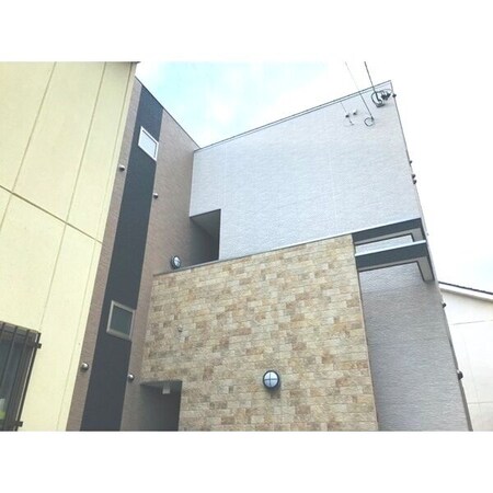 セグランサ外観写真