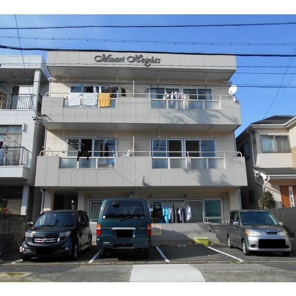 ミノリハイツの物件外観写真