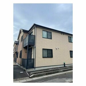 アンプルール リーブル ゴールドクレスト外観写真