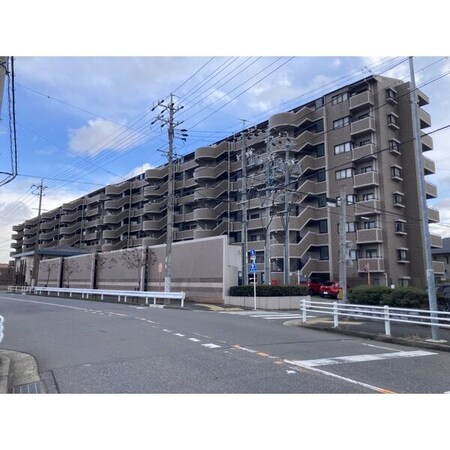 ファミール庄内通外観写真