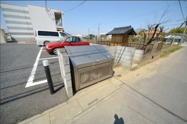 敷地内/建物