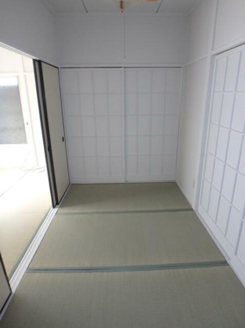 篠原荘