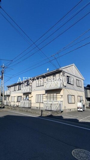 Co-op 小室外観写真