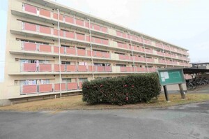 ビレッジハウス下広川外観写真