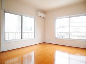 コーポ新川外観写真