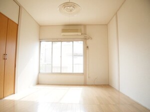 コーポ新川外観写真