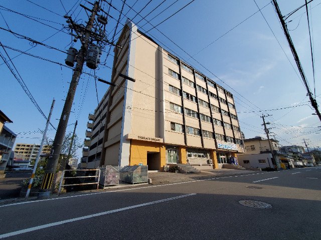 テラス石垣