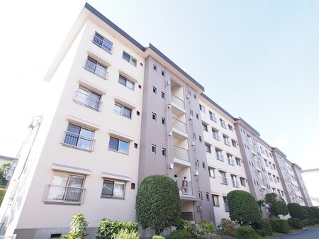 茨木郡山Ｂ住宅Ａ－１７棟外観写真