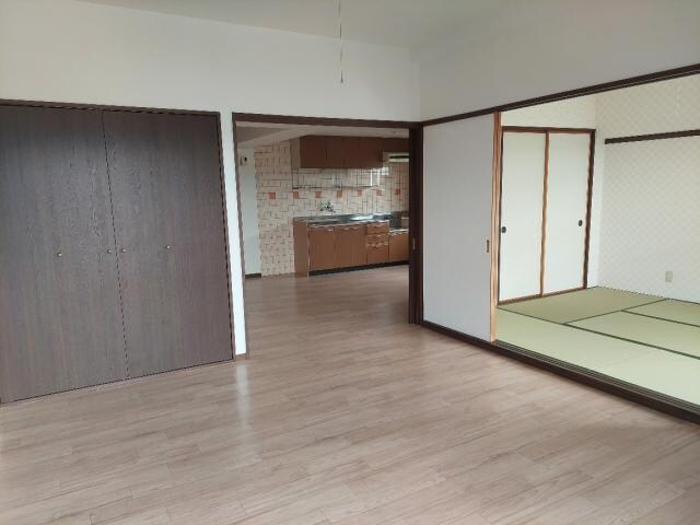 物件内観写真5　(洋室1-1)