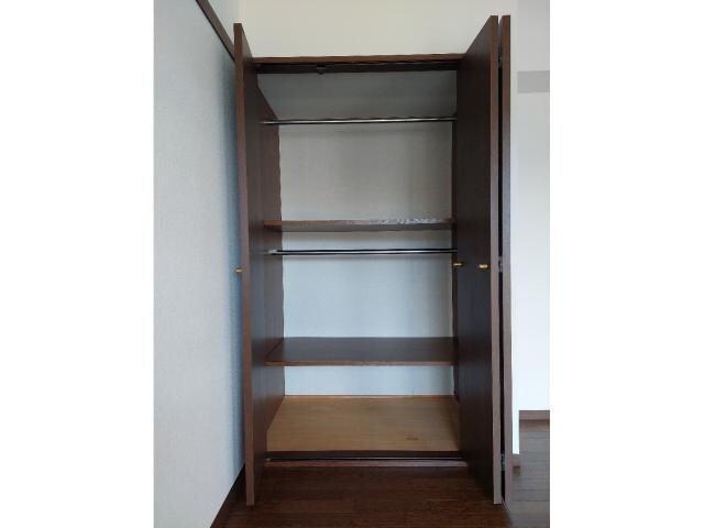 物件内観写真14　(クローゼット)