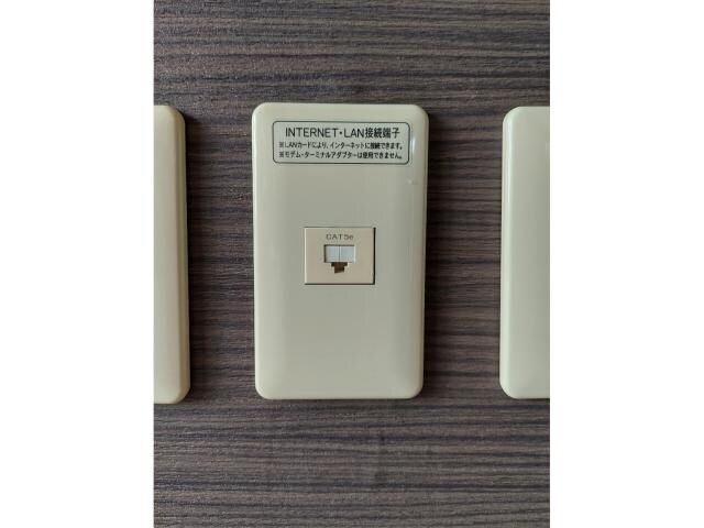 物件内観写真16　(インターネットLANジャック)
