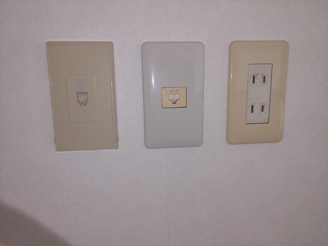 物件内観写真12　(インターネットLANジャック)