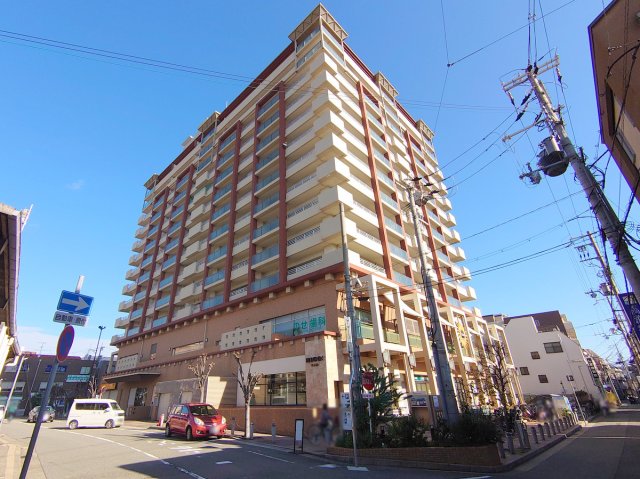 パセオ甲東