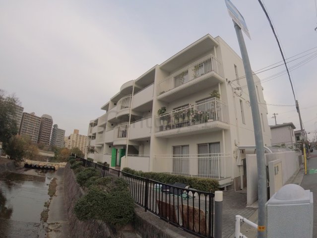 宝塚南口マンション
