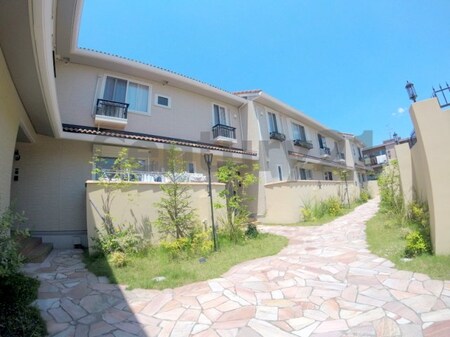 Colline Ensoleillee (コリーヌアンソレイユ)外観写真