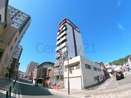 ONLYONE池田栄本町外観写真