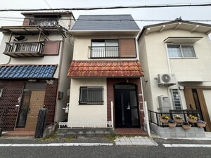 出在家町貸家外観写真