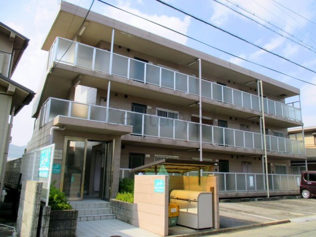 モンベージュ