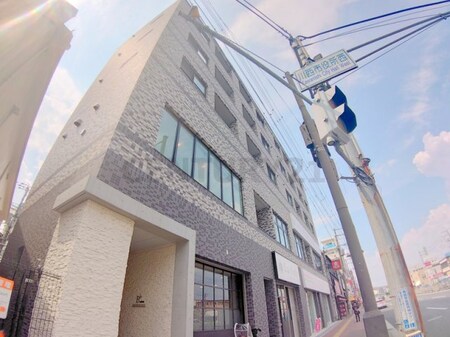 B♭KAWANISHI（ビーフラットカワニシ）外観写真