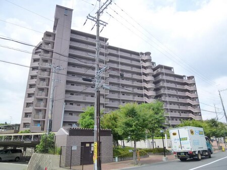 リファイン宝塚外観写真