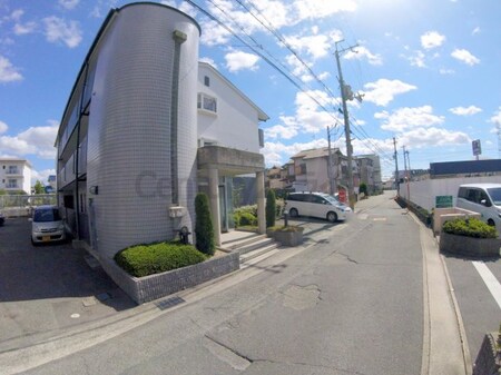 メゾンドール昆陽2外観写真
