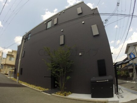 GKレジデンス逆瀬川2外観写真