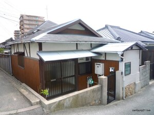 伊孑志2丁目貸家外観写真