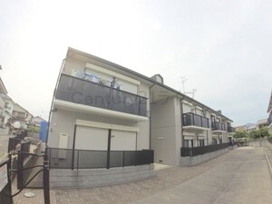 シャルマン逆瀬川Ａ棟外観写真