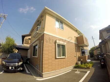 アヌジックK・K外観写真