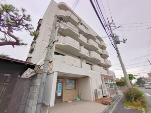 伊丹日野ビル外観写真