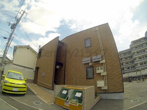 レオネクスト南花屋敷外観写真