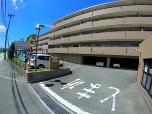 エーデル雲雀丘3番館外観写真