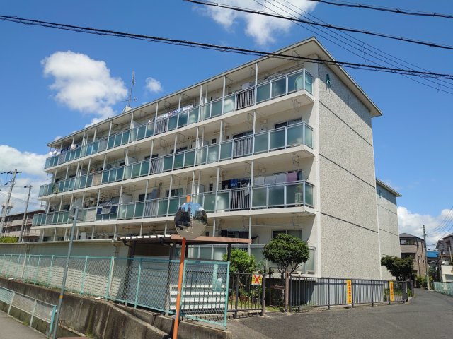 仁川リバーサイドハイツA棟