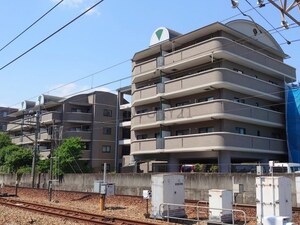 エテルノディモーラー宝塚外観写真