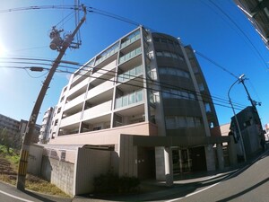 ユニ・アルス池田天神プレジオ外観写真