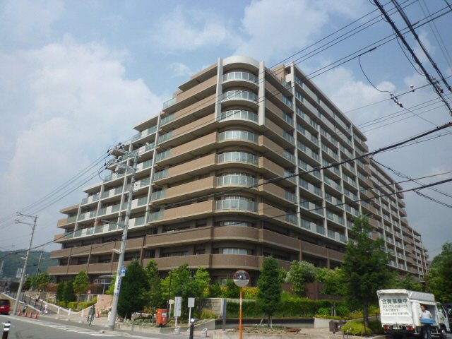 マークスタウン・グランフィーネ川西