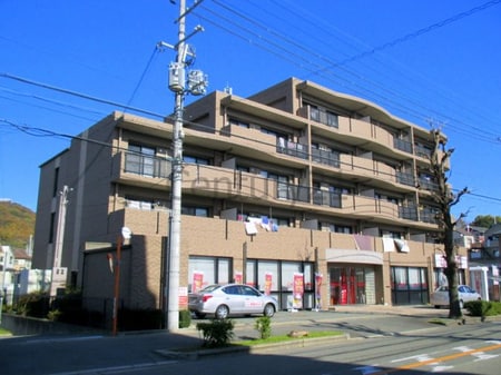 グランデージ池田外観写真