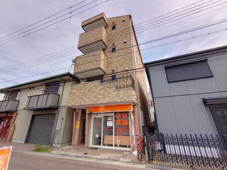リーソンズコート外観写真