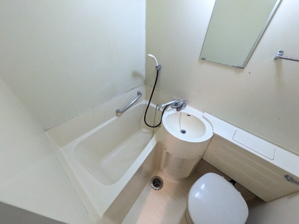 バス／シャワールーム等