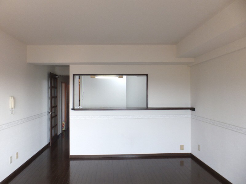 物件内観写真10　(同間取り別部屋)