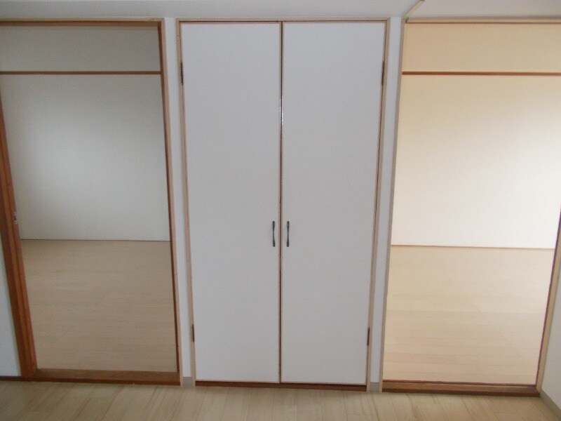 物件内観写真11　(同間取り別室)