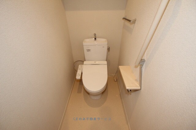 物件内観写真8　(清潔感のあるトイレです
スリーゼハイツ　203号室　2017)