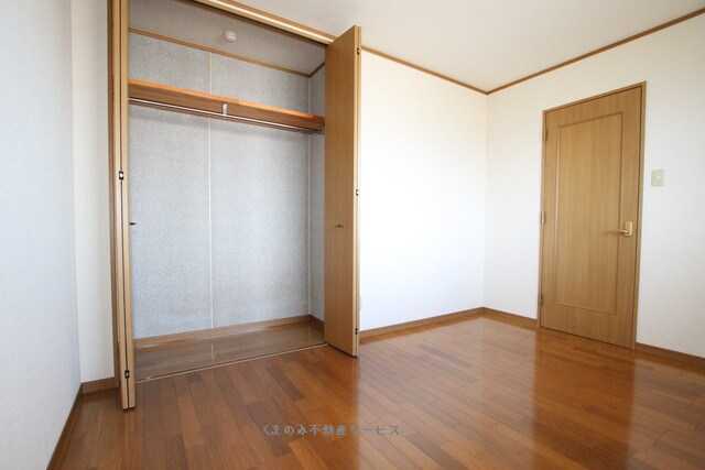 物件内観写真20　(大きなスペースがあり、収納には困りません
アドバンス三本松　)