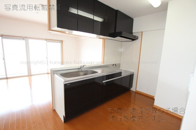 物件内観写真3　(きれいなキッチンです
エコノⅦ601　2013年5月3日撮影)