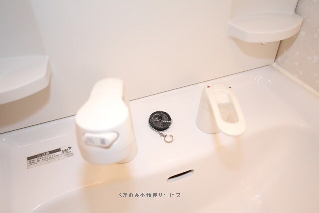 物件内観写真19　(洗髪洗面化粧台
サン=ミシェル103号室　2013/4/5撮)