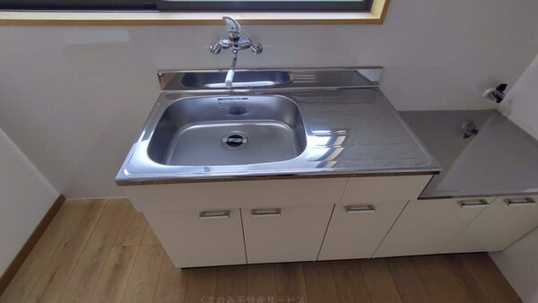 キッチン(キッチンでお料理をお楽しみください)