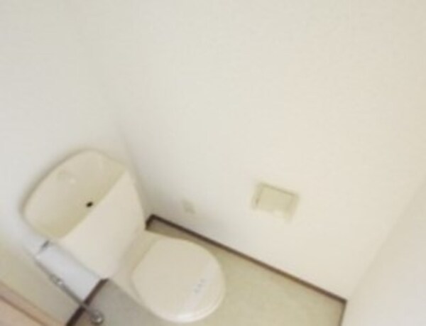 トイレ(※別部屋同建物)